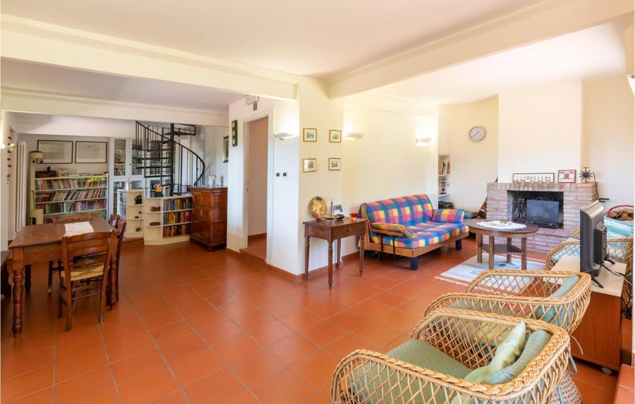 Nice Home In San Giustino Pg ภายนอก รูปภาพ